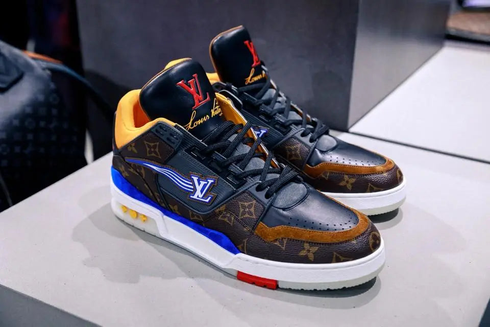 LOUIS VUITTON - SNEAKER - https://treadfitpro.com/